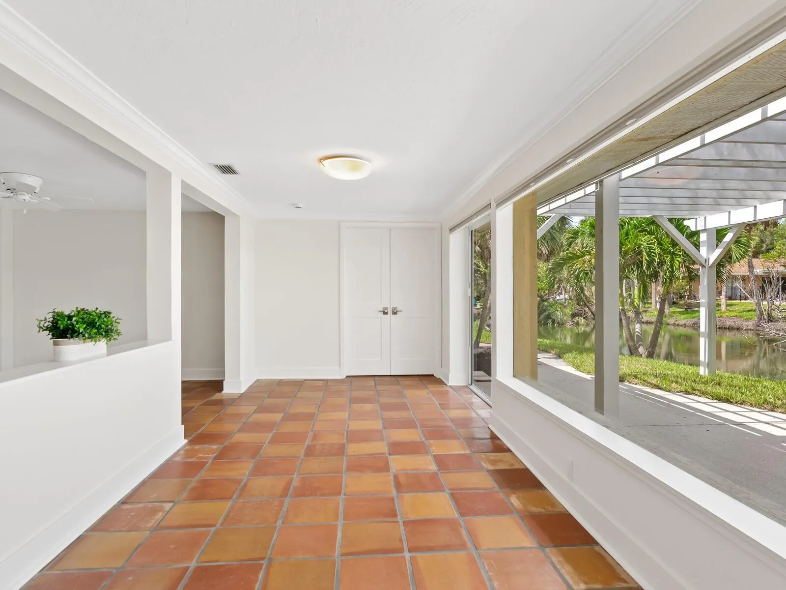 4830 ESTRADA DE COSTA