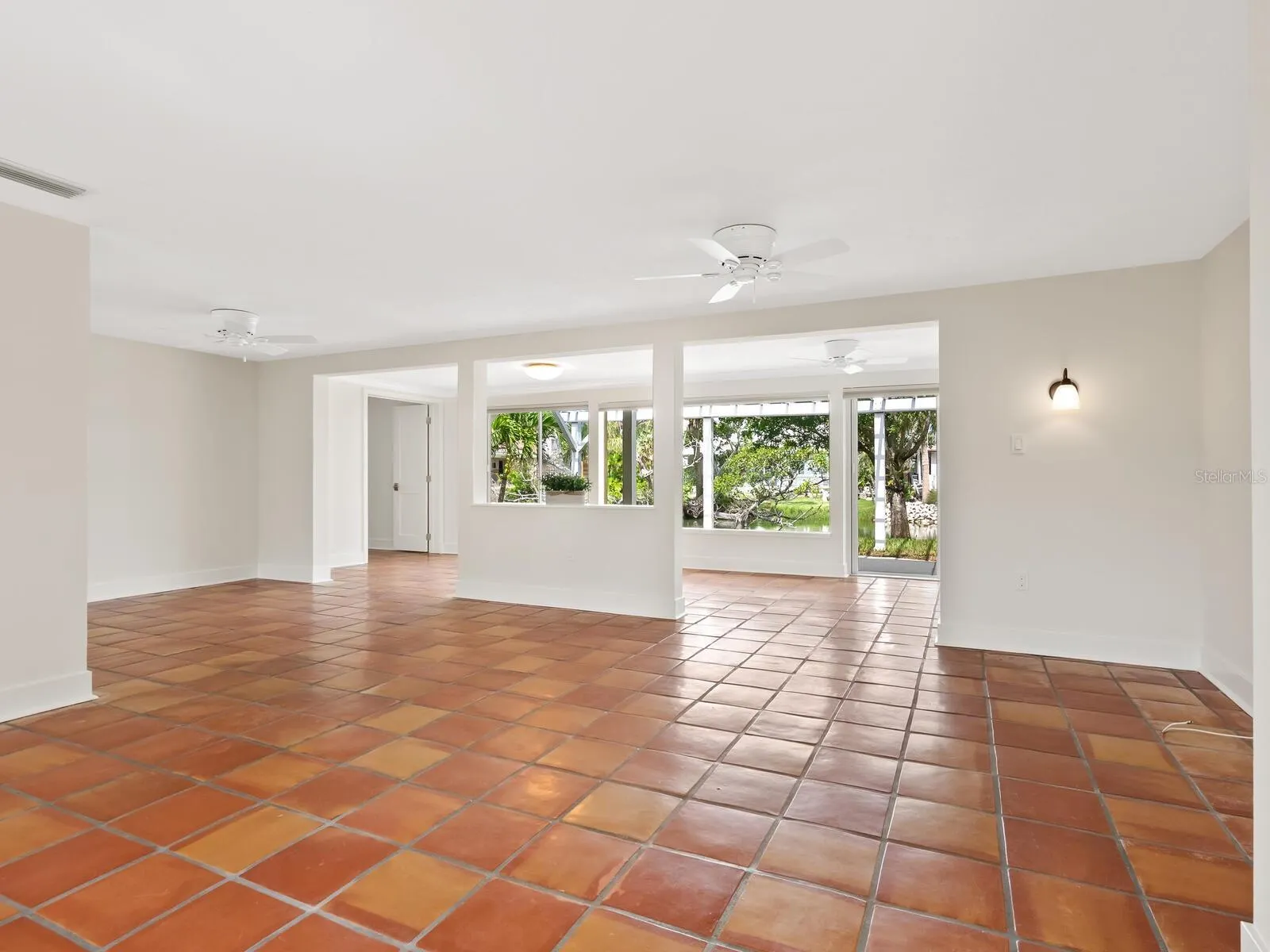 4830 ESTRADA DE COSTA