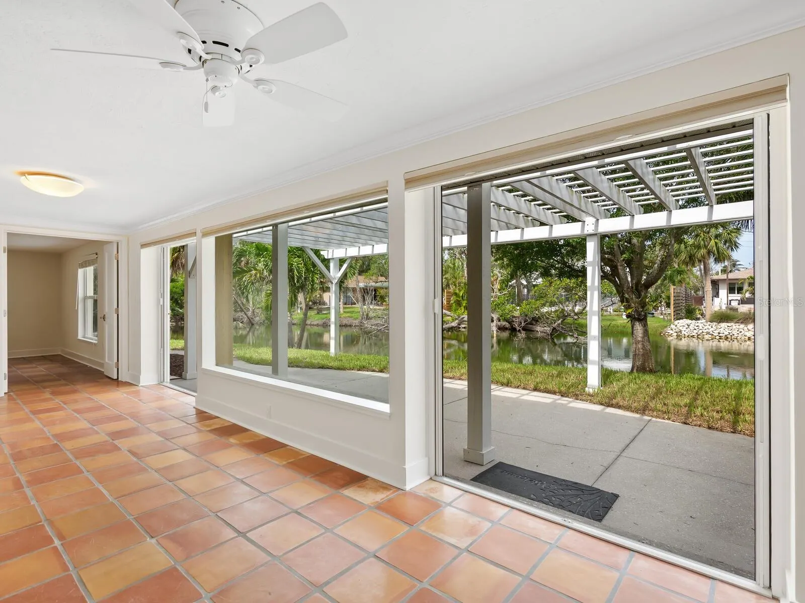 4830 ESTRADA DE COSTA