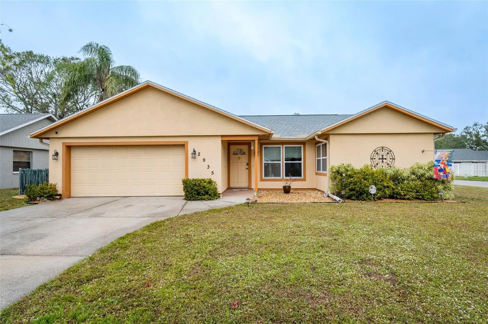 2935 WOODPINE CIR
