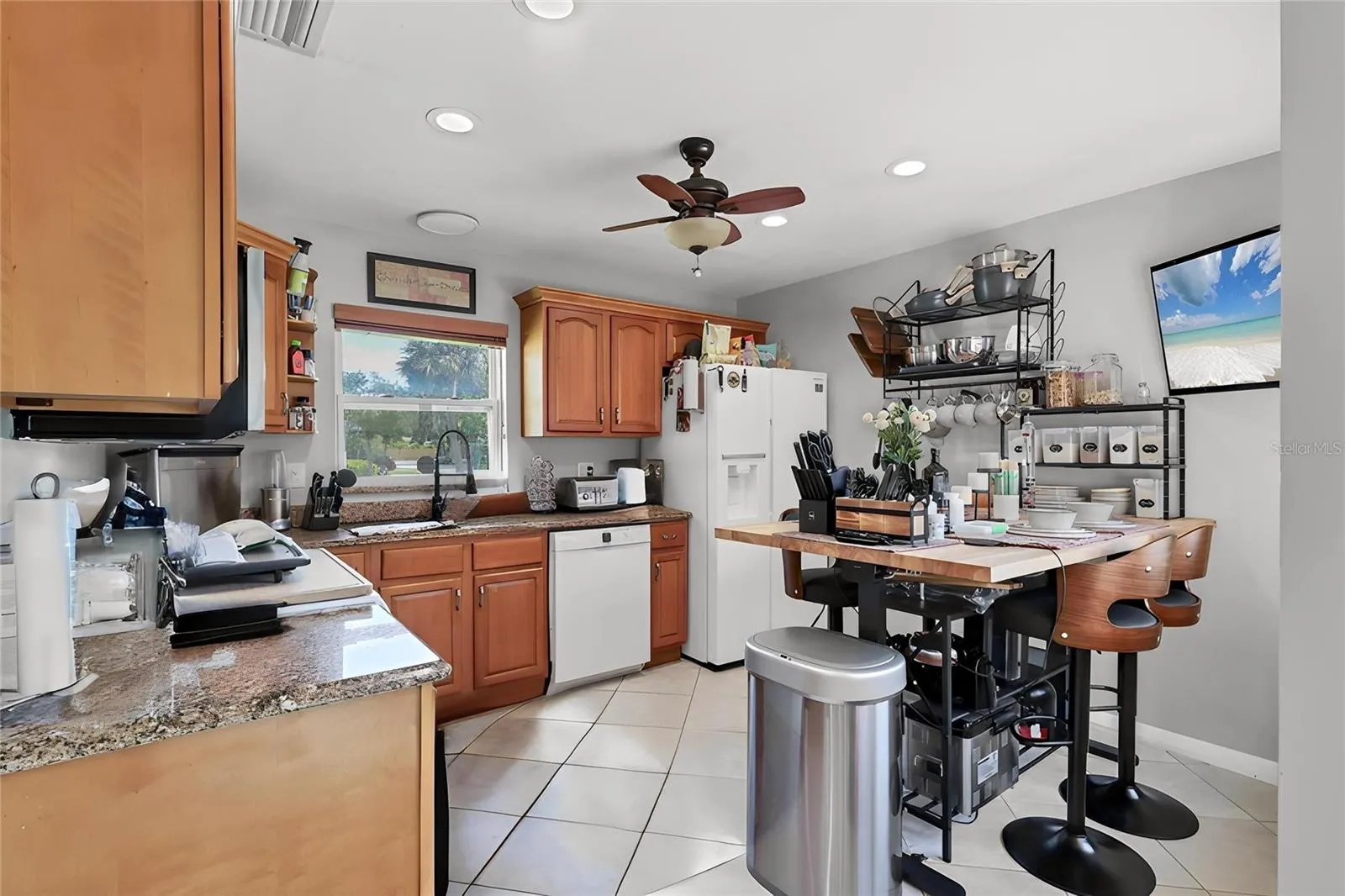 2935 WOODPINE CIR