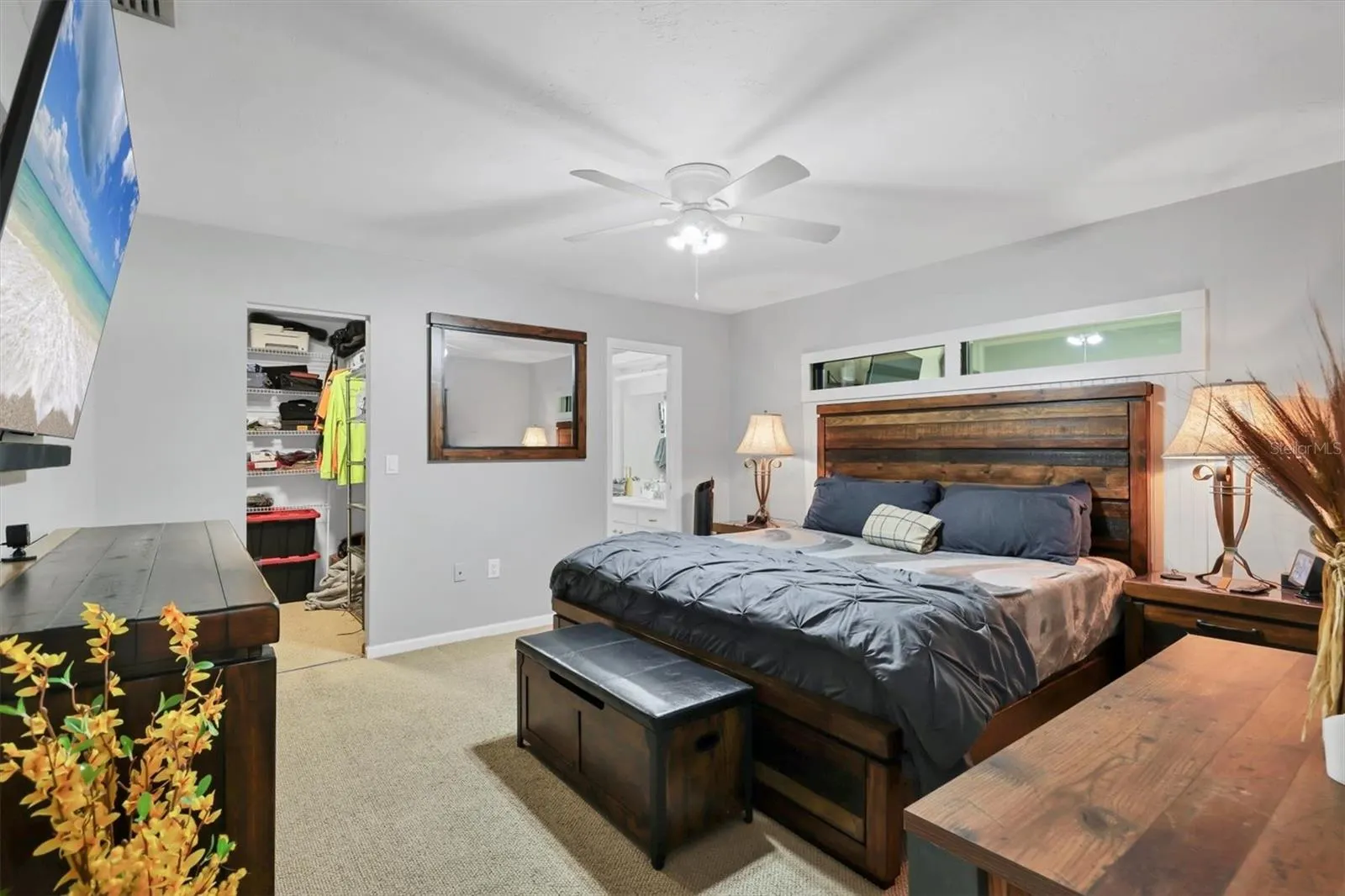 2935 WOODPINE CIR