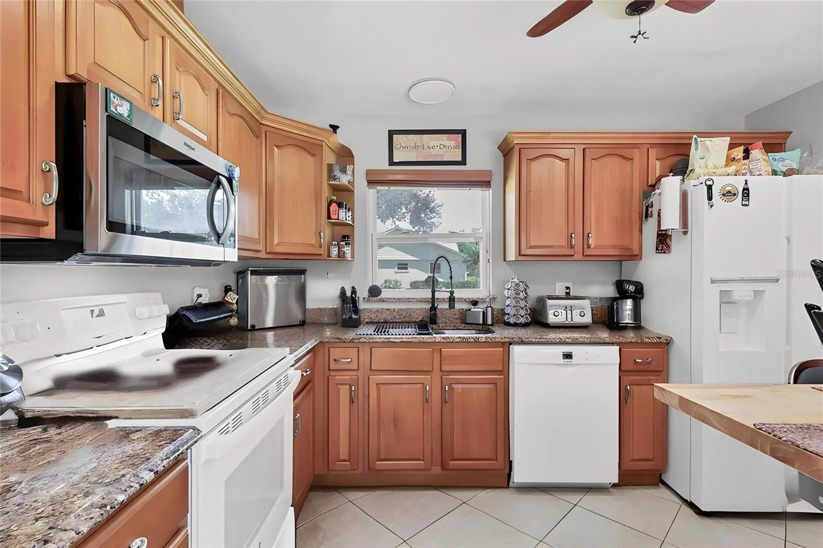 2935 WOODPINE CIR
