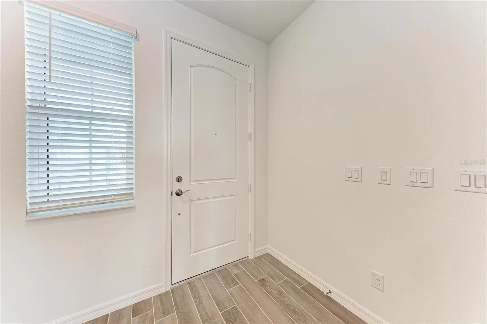 314 VIA ANINA DR