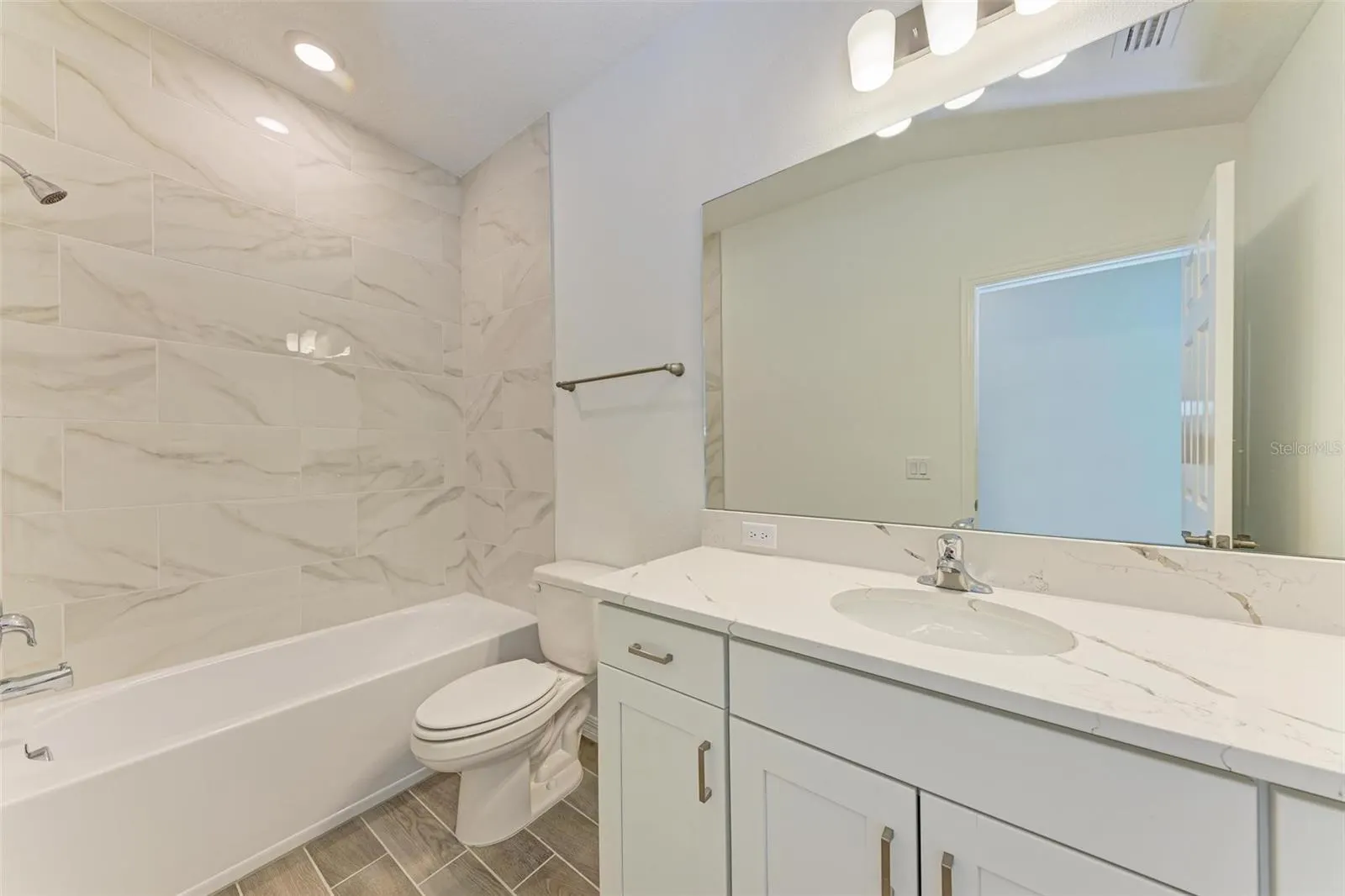314 VIA ANINA DR