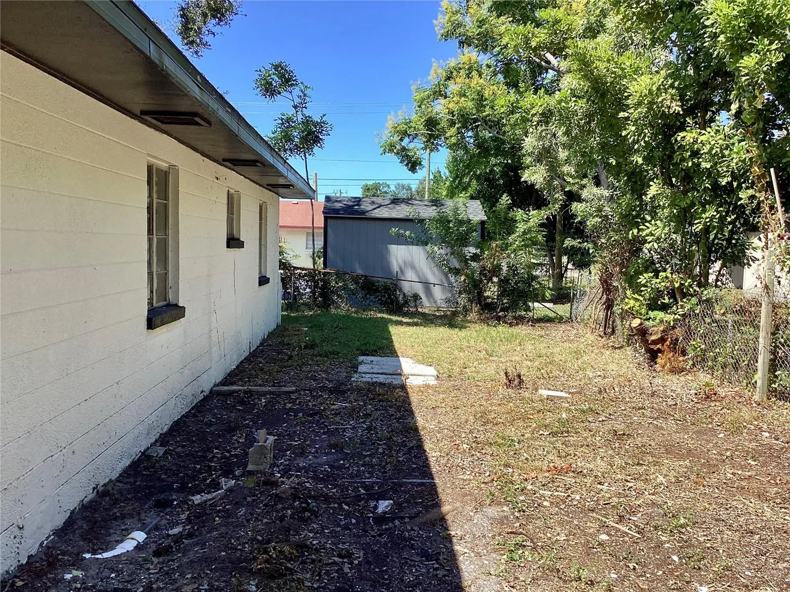 2504 38TH AVE W