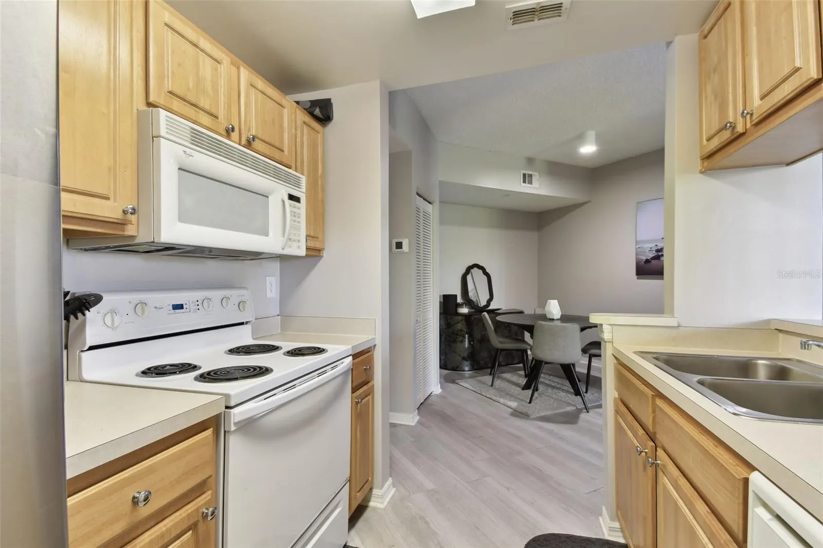 5401 BENTGRASS DR #1-302, #1-302