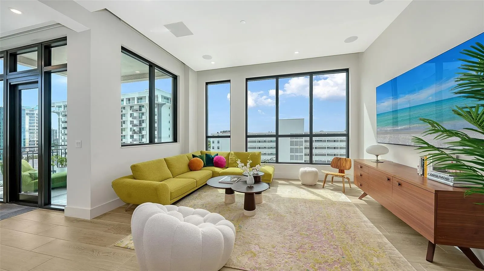 33 S PALM AVE #701, #701
