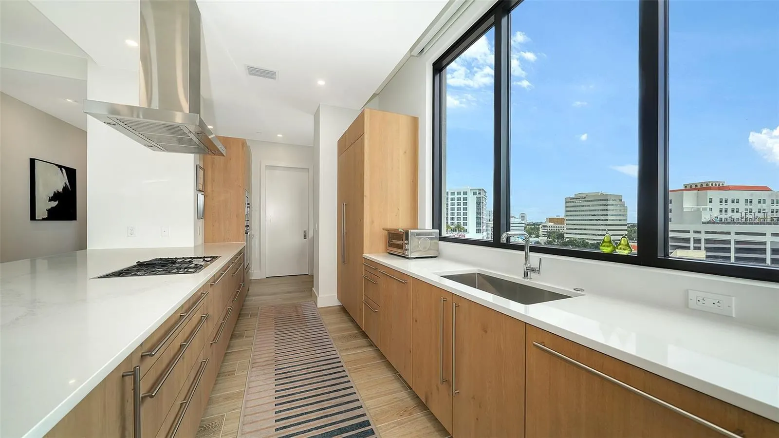 33 S PALM AVE #701, #701