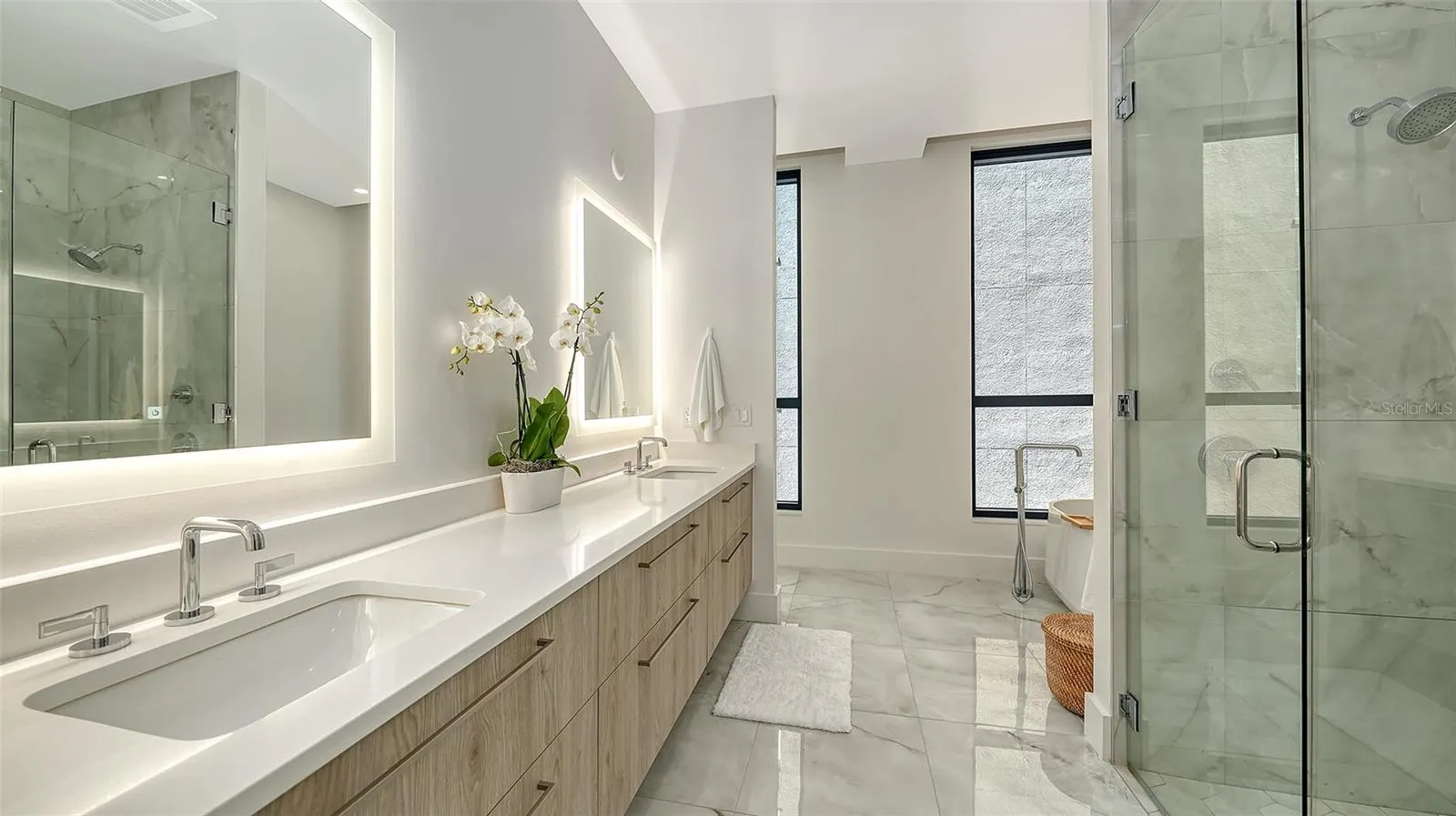 33 S PALM AVE #701, #701