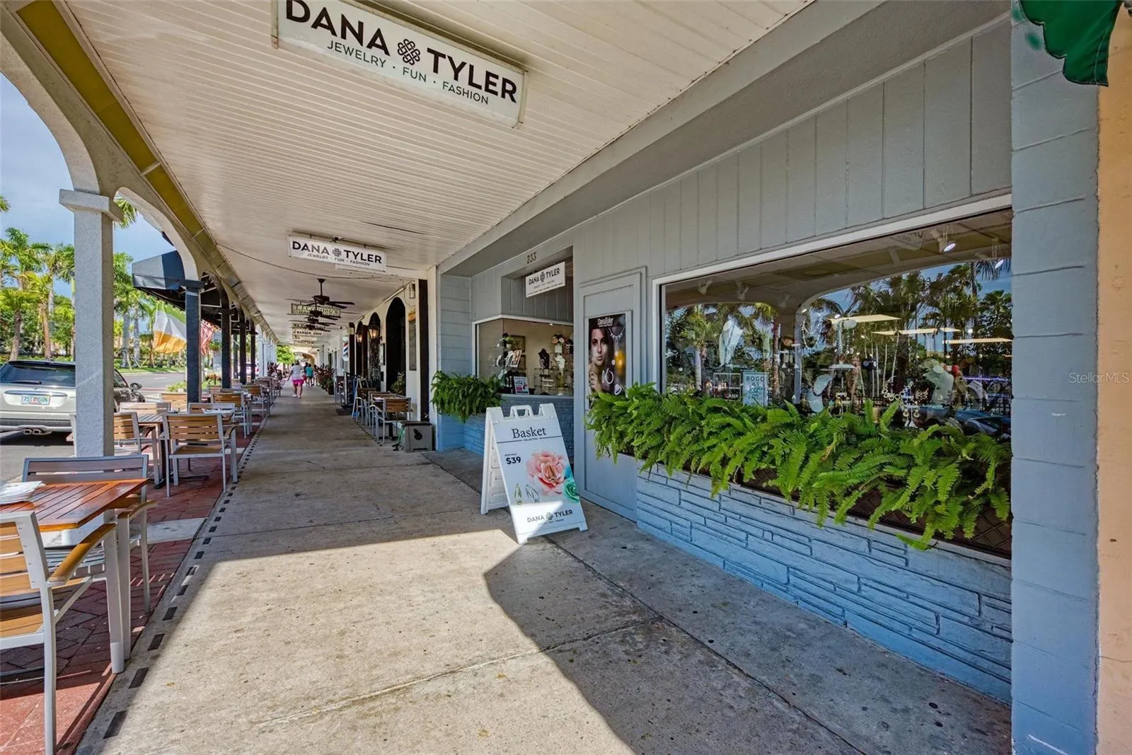 720 APALACHICOLA RD #104, #104