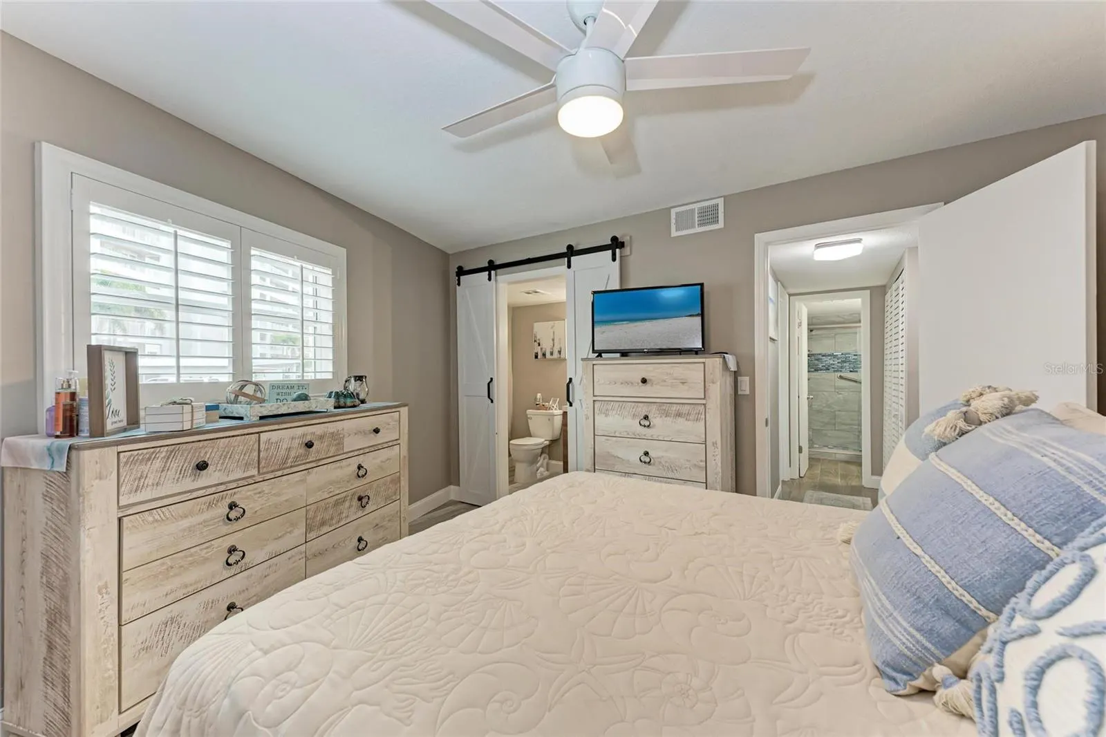 720 APALACHICOLA RD #104, #104