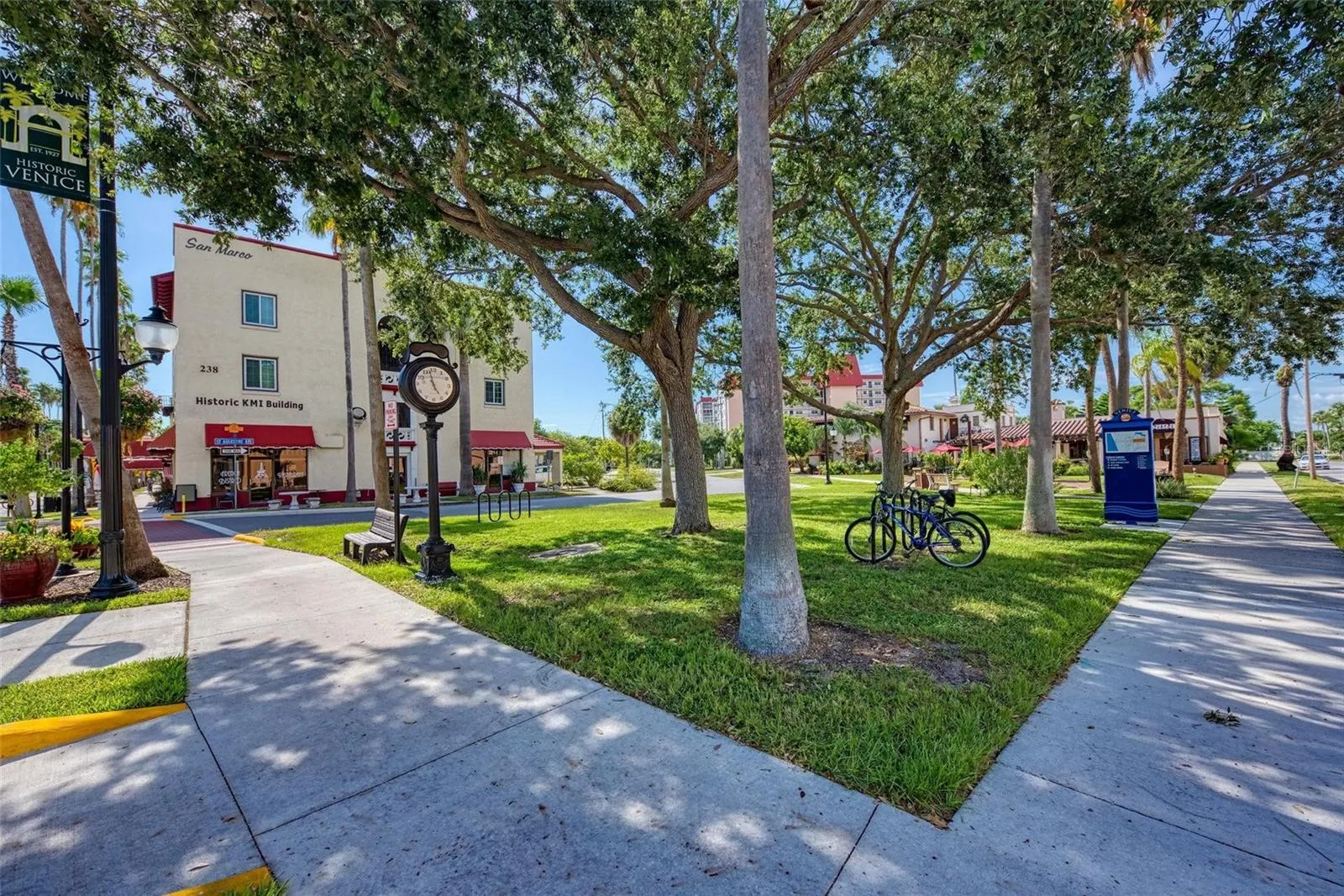 720 APALACHICOLA RD #104, #104