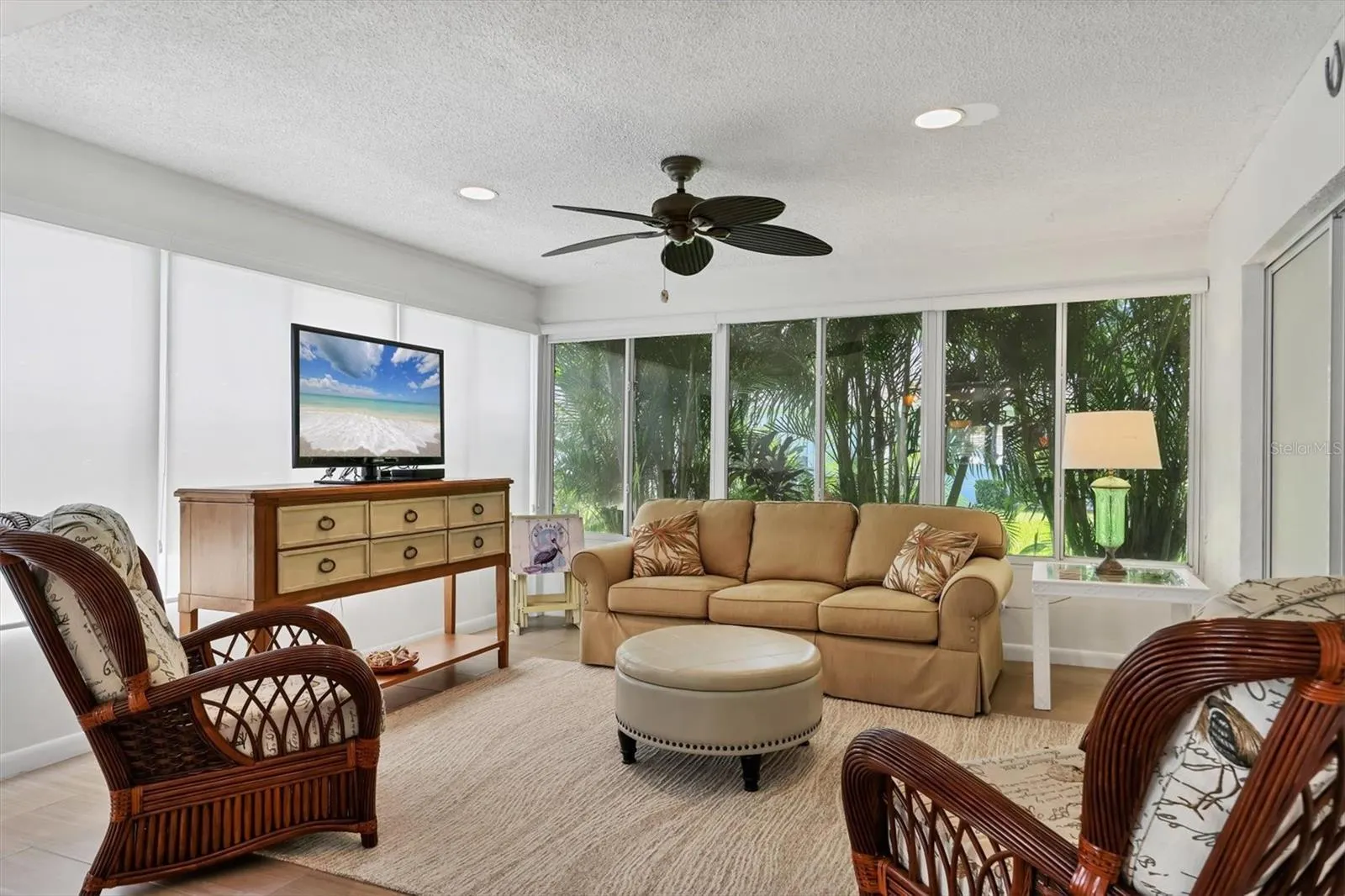 6465 CARRINGTON CIR #44, #44