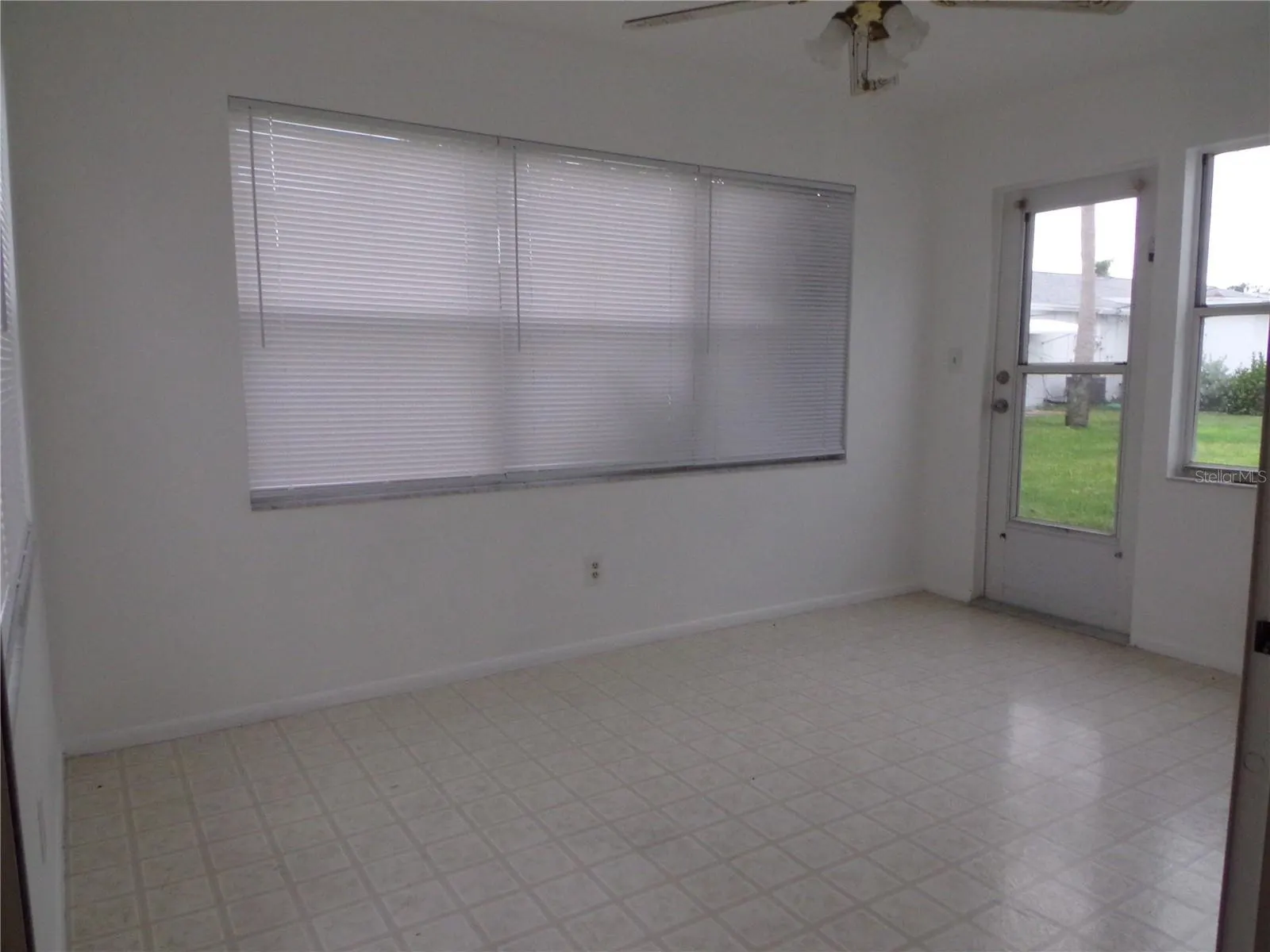 5987 CORAL WAY
