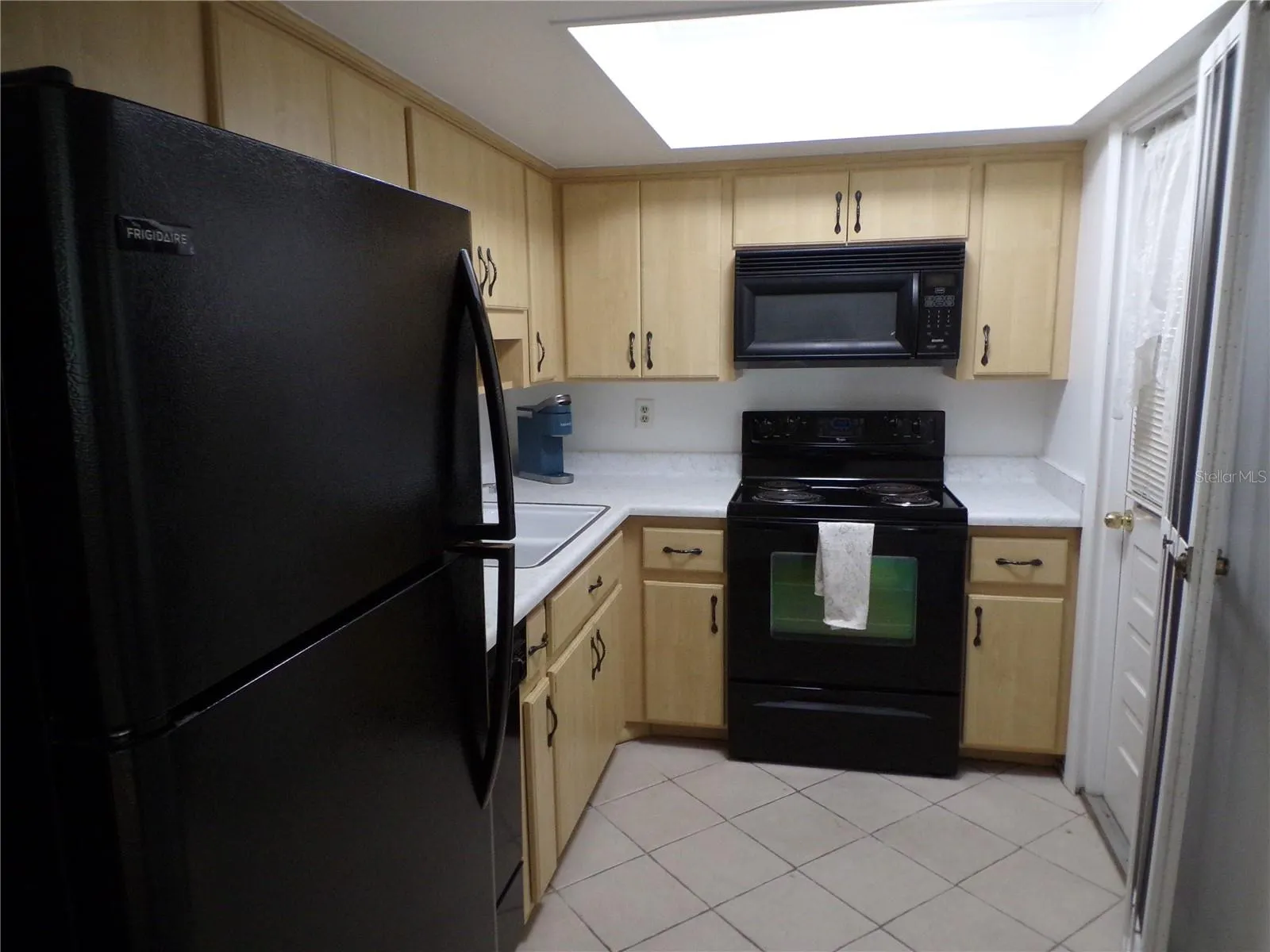 5987 CORAL WAY