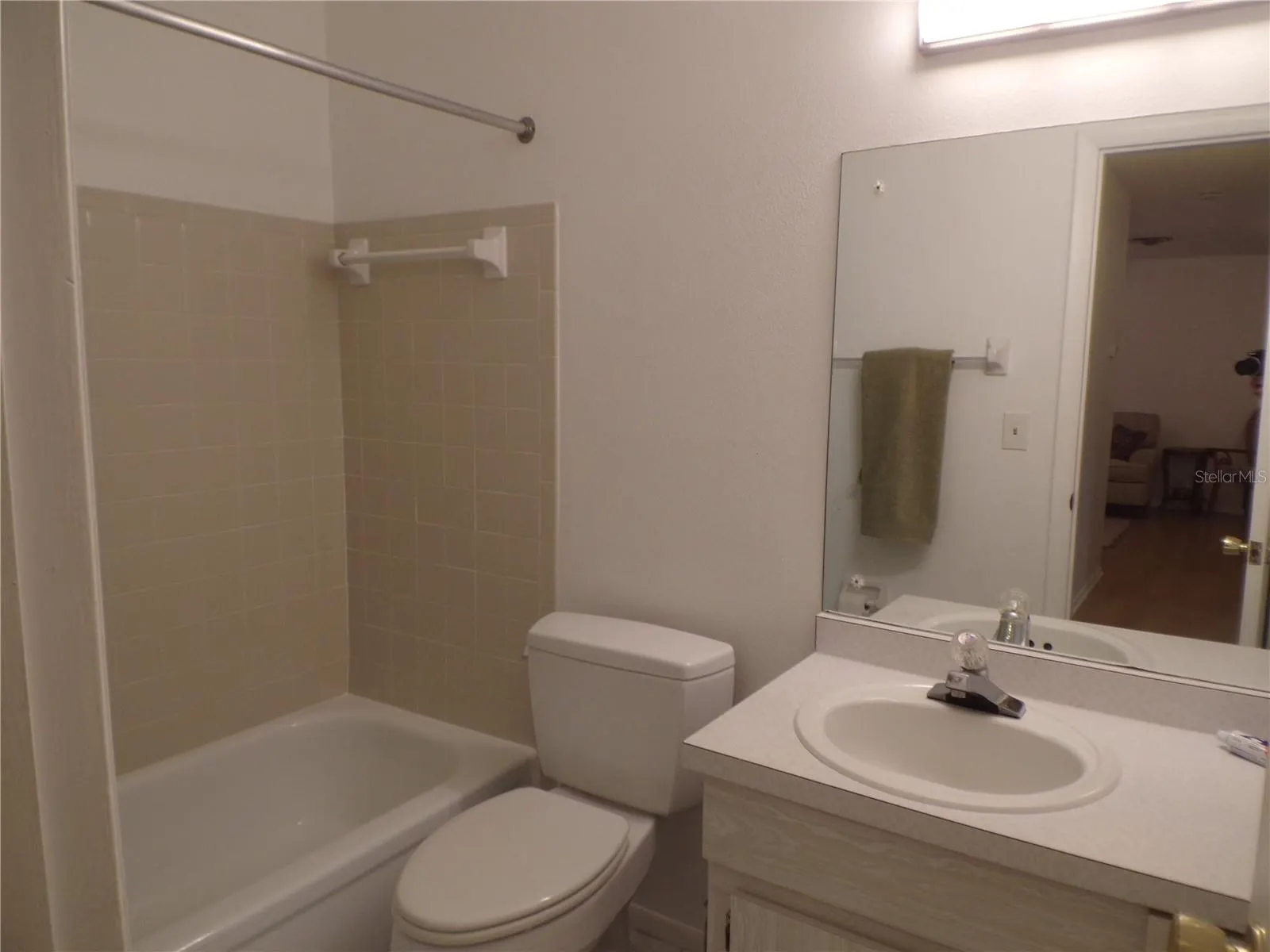 5987 CORAL WAY