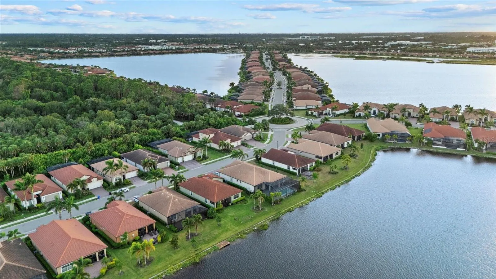 299 TOSCAVILLA BLVD