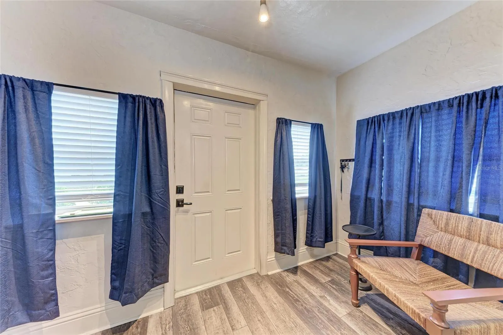 3812 11TH AVE W