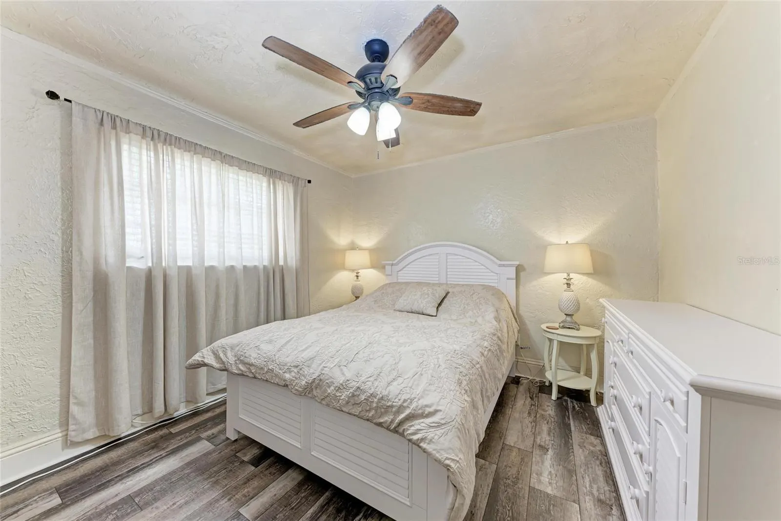 3812 11TH AVE W