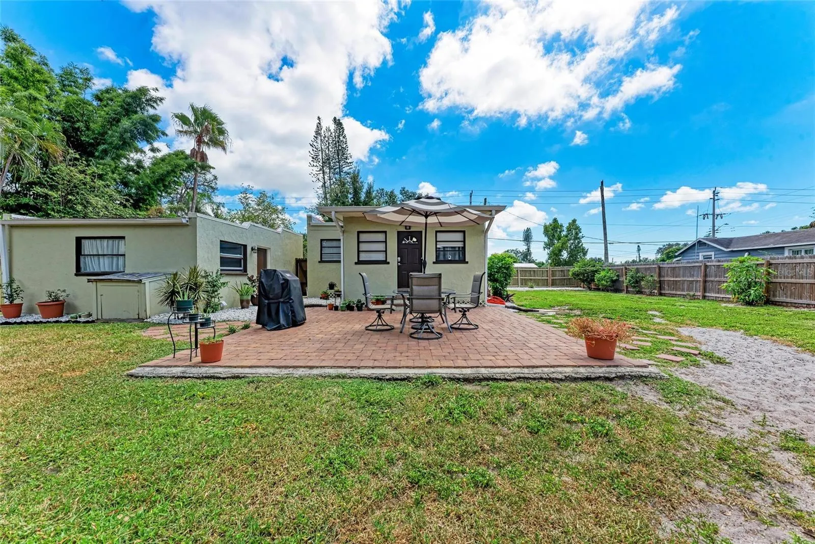 3812 11TH AVE W