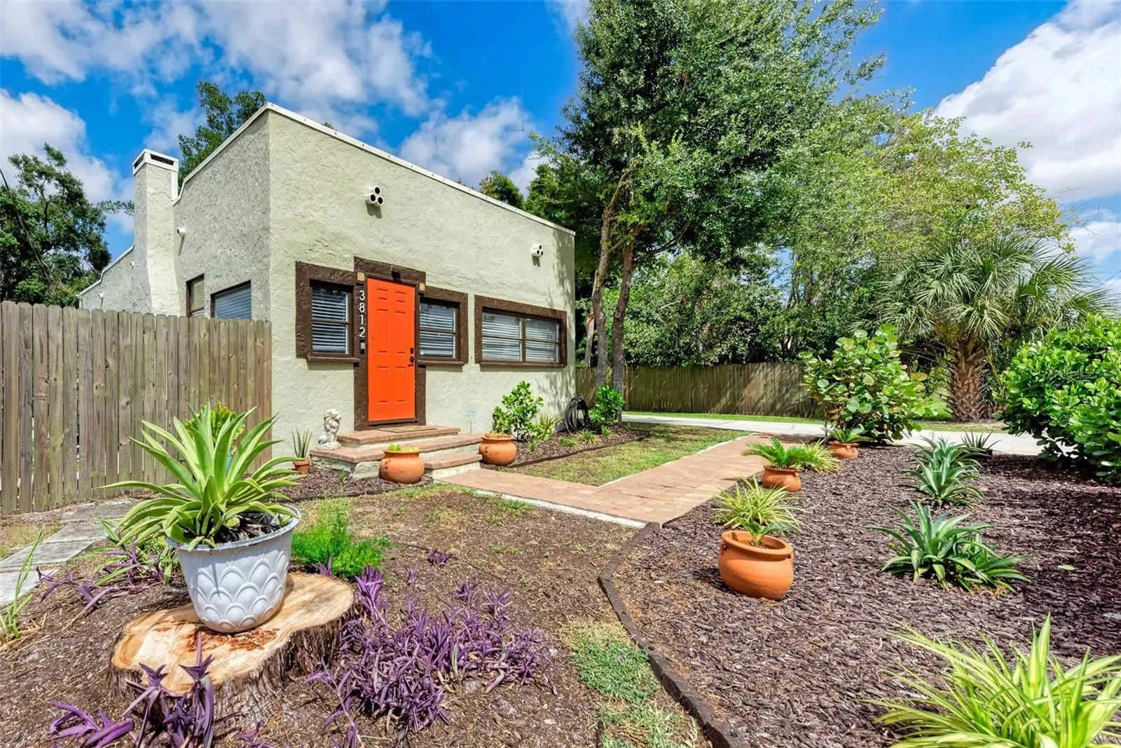 3812 11TH AVE W