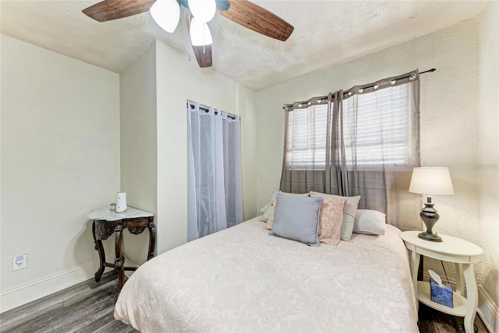 3812 11TH AVE W