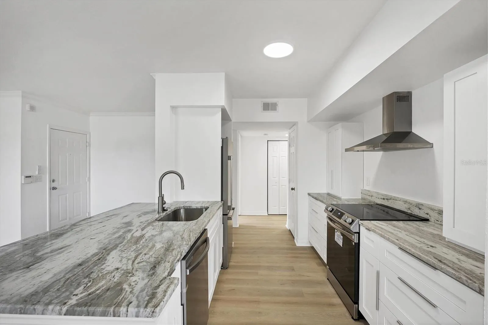 1010 VILLAGIO CIR #101, #101
