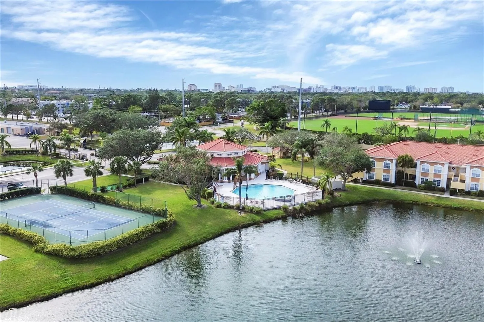 1010 VILLAGIO CIR #101, #101