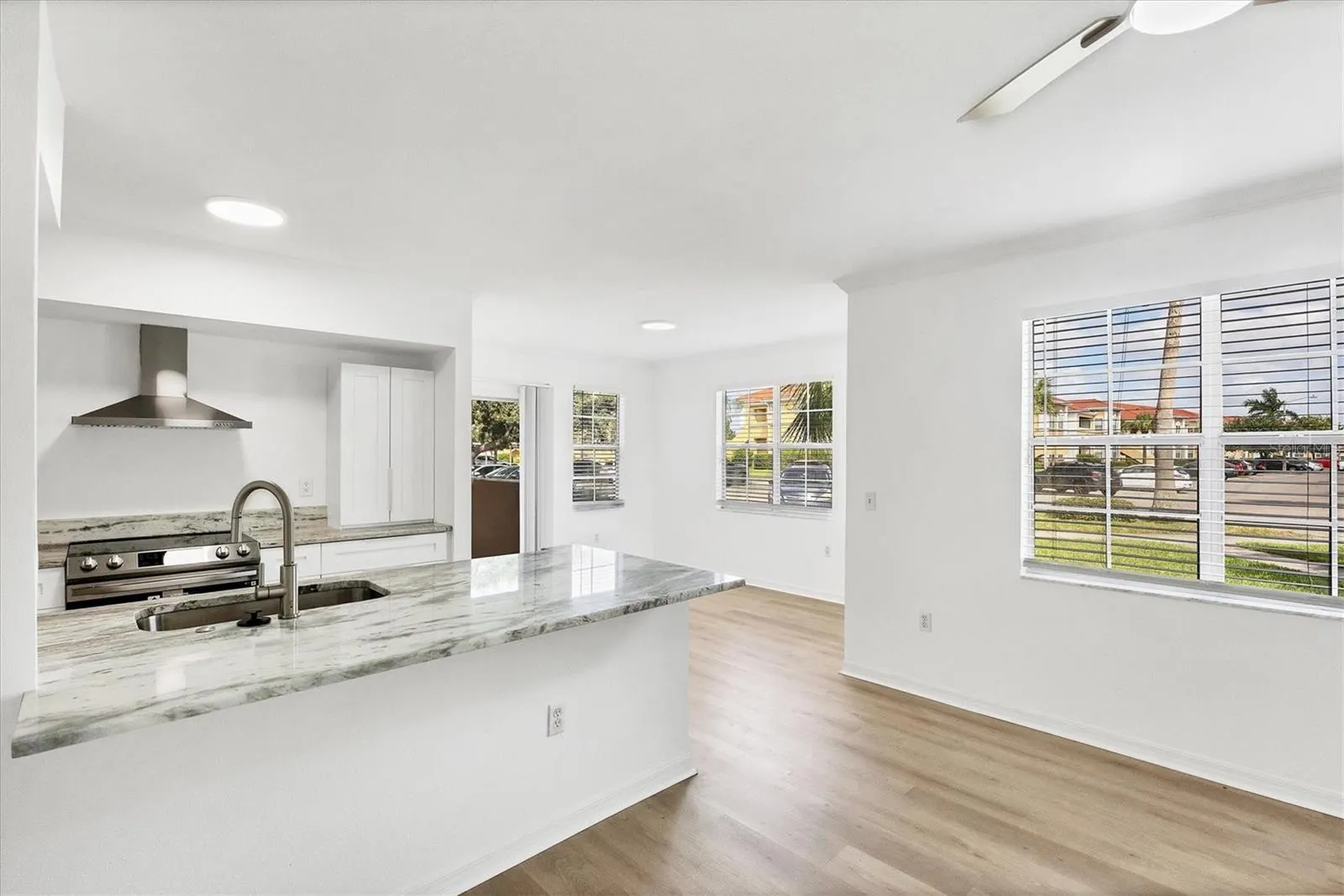 1010 VILLAGIO CIR #101, #101