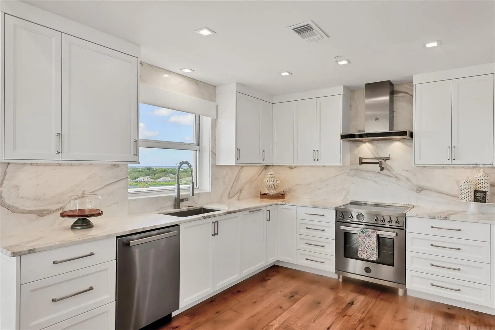 3060 GRAND BAY BLVD #175, #175
