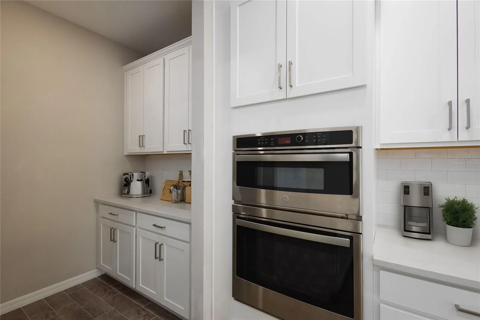 5604 BLUE REEF PL