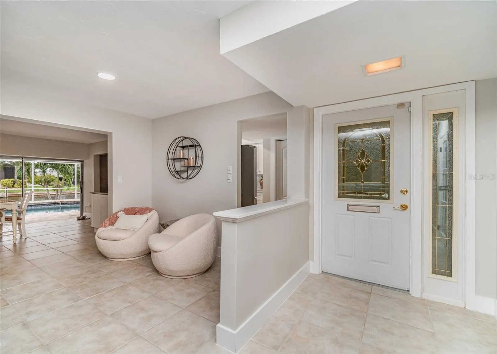 529 BELVEDERE CT