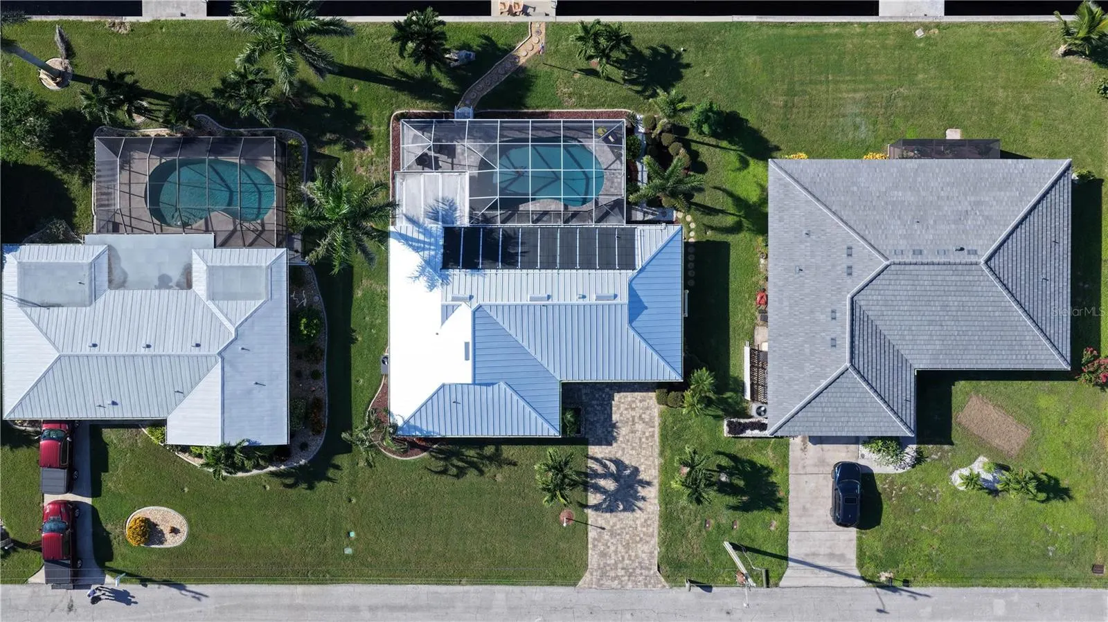 529 BELVEDERE CT