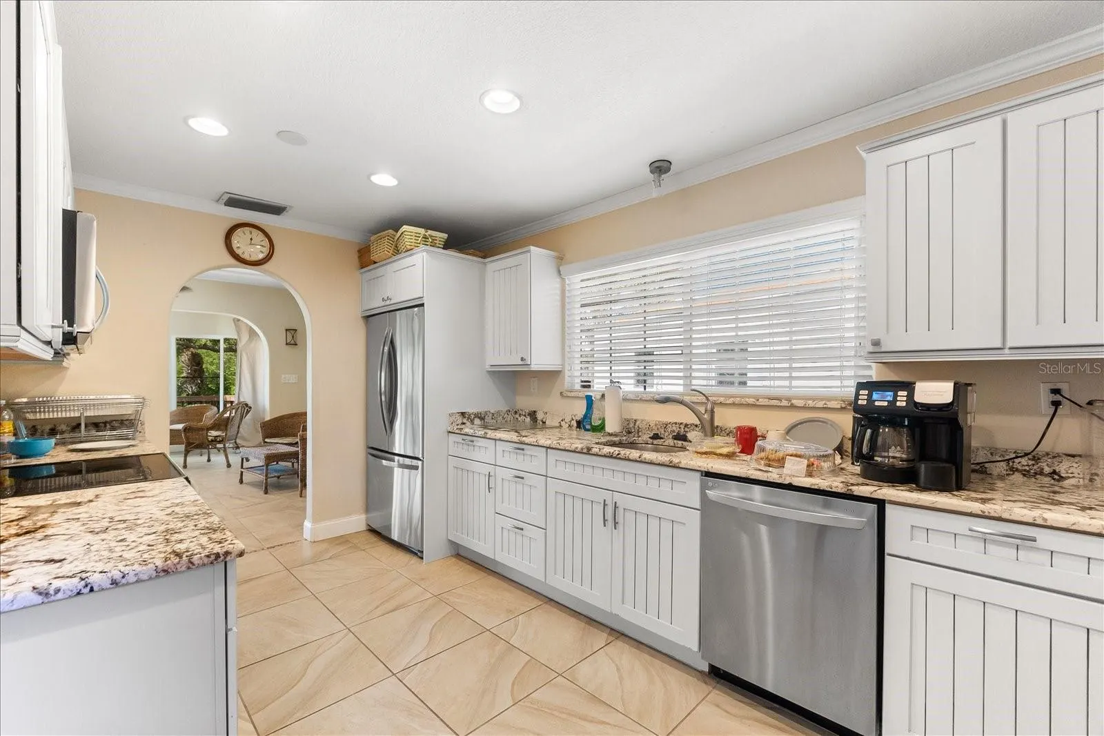 9397 MIDNIGHT PASS RD #906, #906
