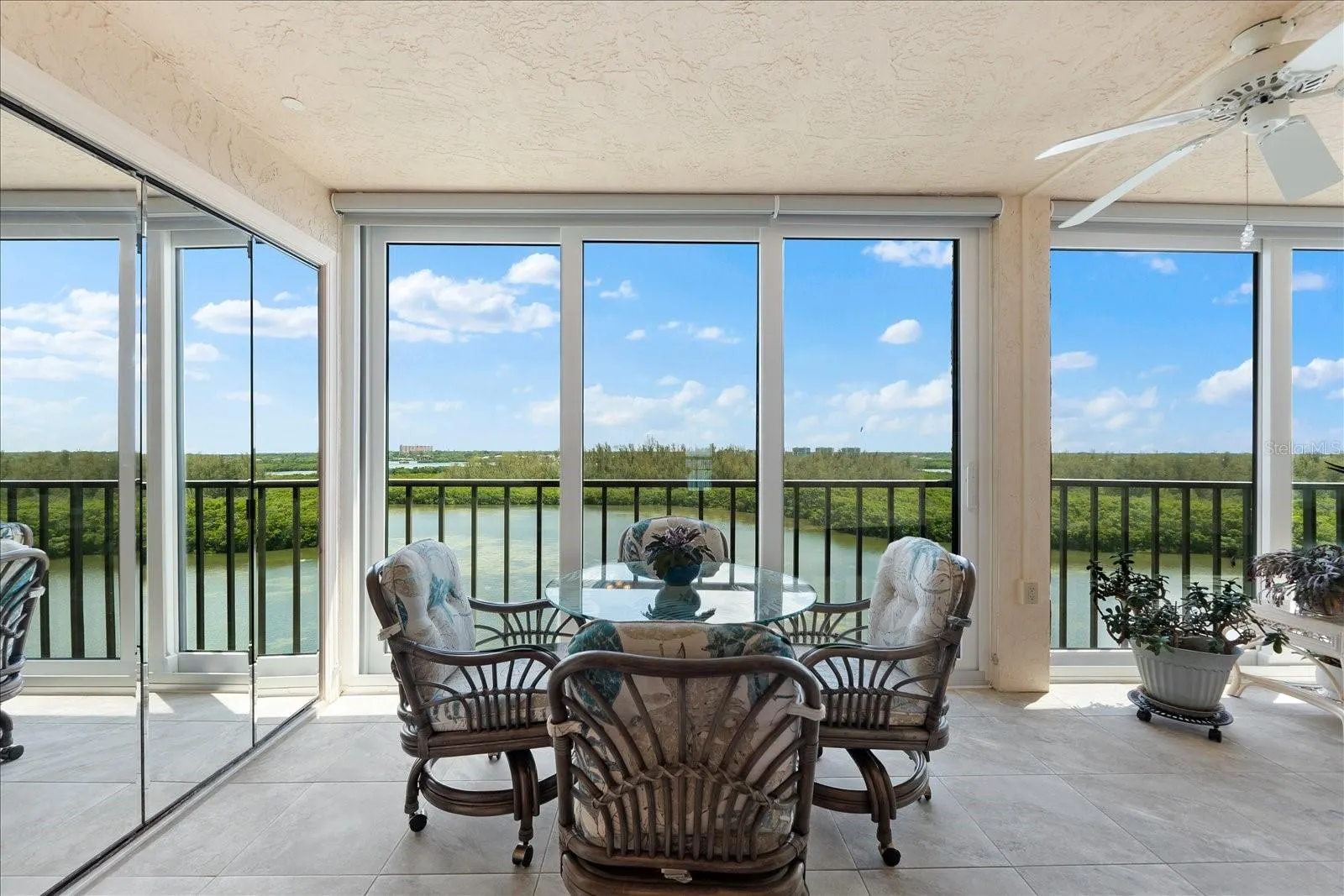 9397 MIDNIGHT PASS RD #906, #906