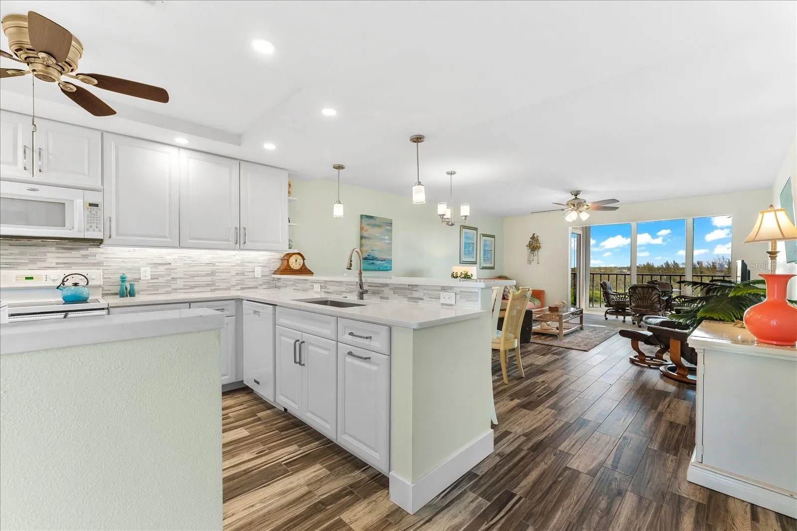 9397 MIDNIGHT PASS RD #906, #906