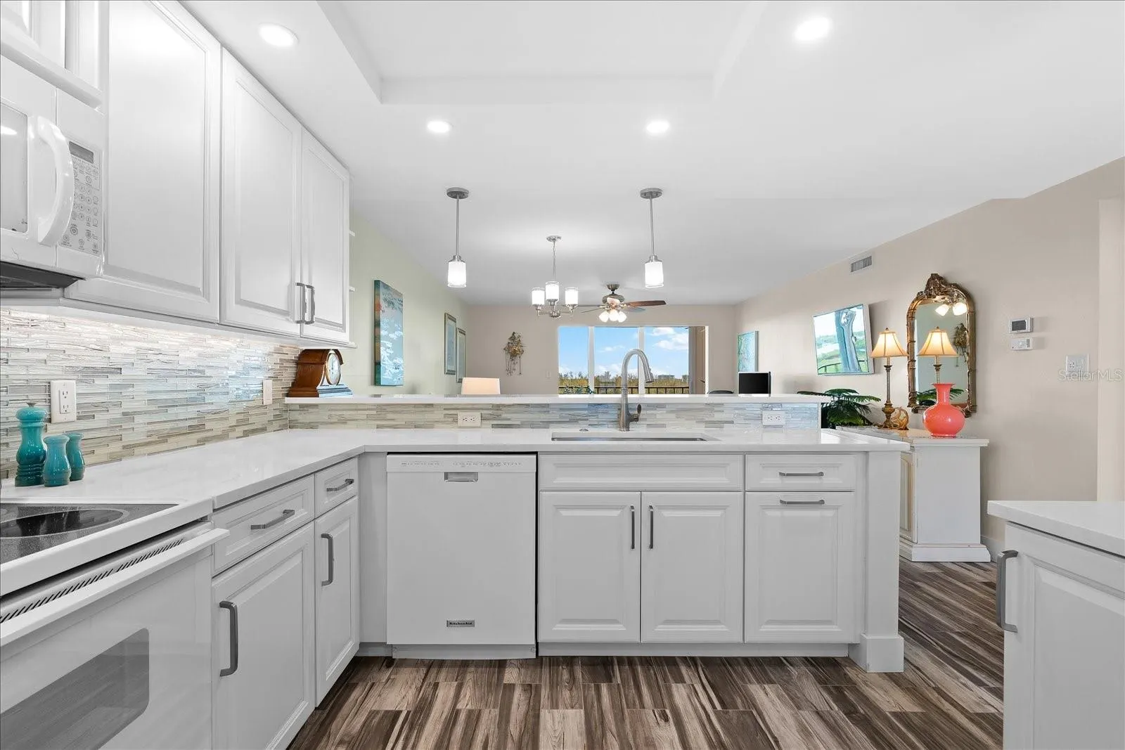 9397 MIDNIGHT PASS RD #906, #906