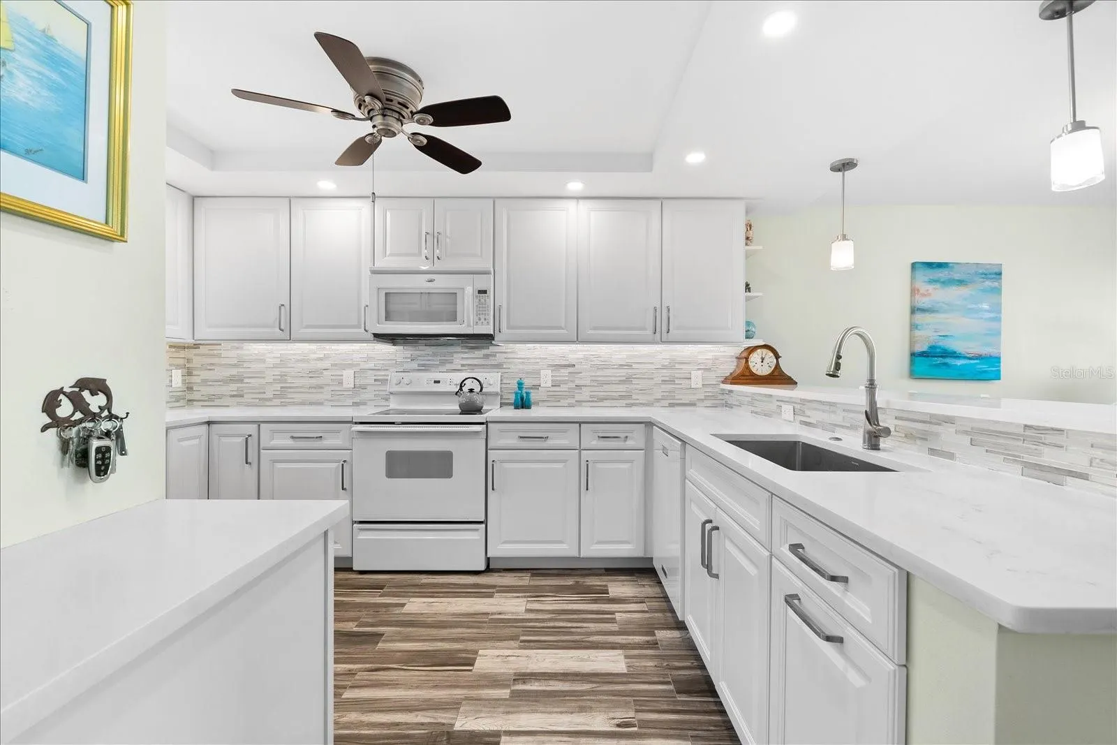 9397 MIDNIGHT PASS RD #906, #906