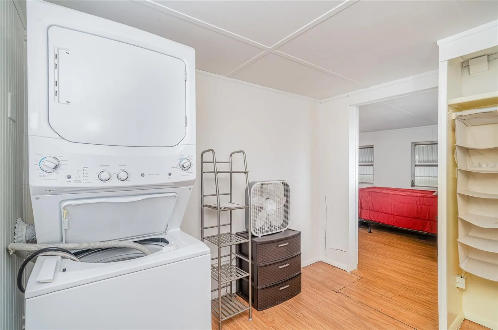 704 49TH AVE W