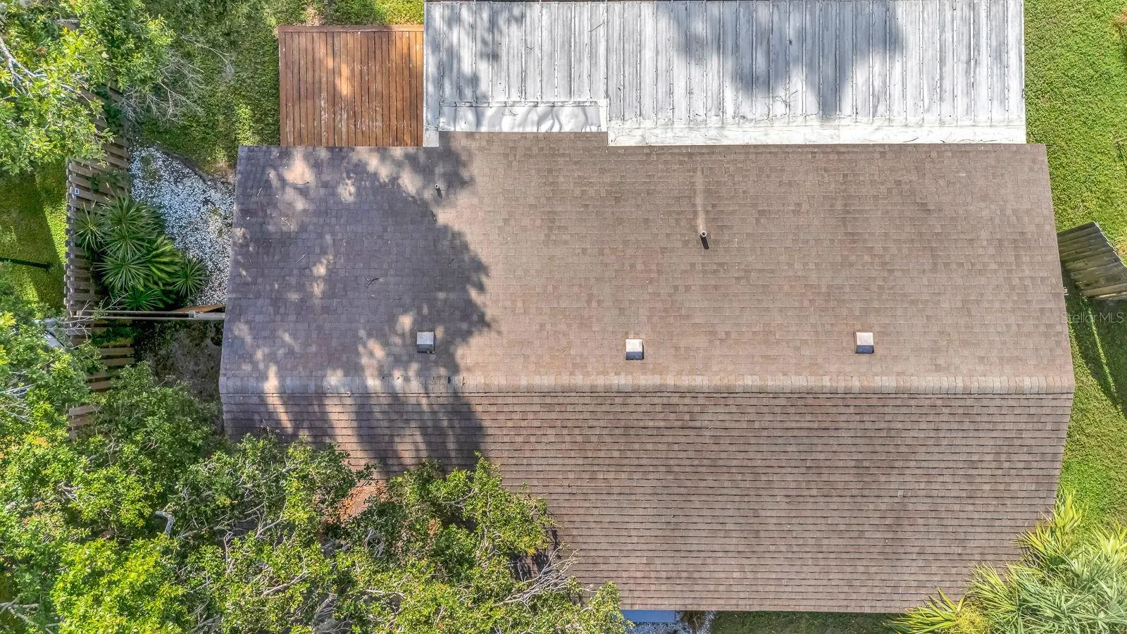 4097 MALDEN DR
