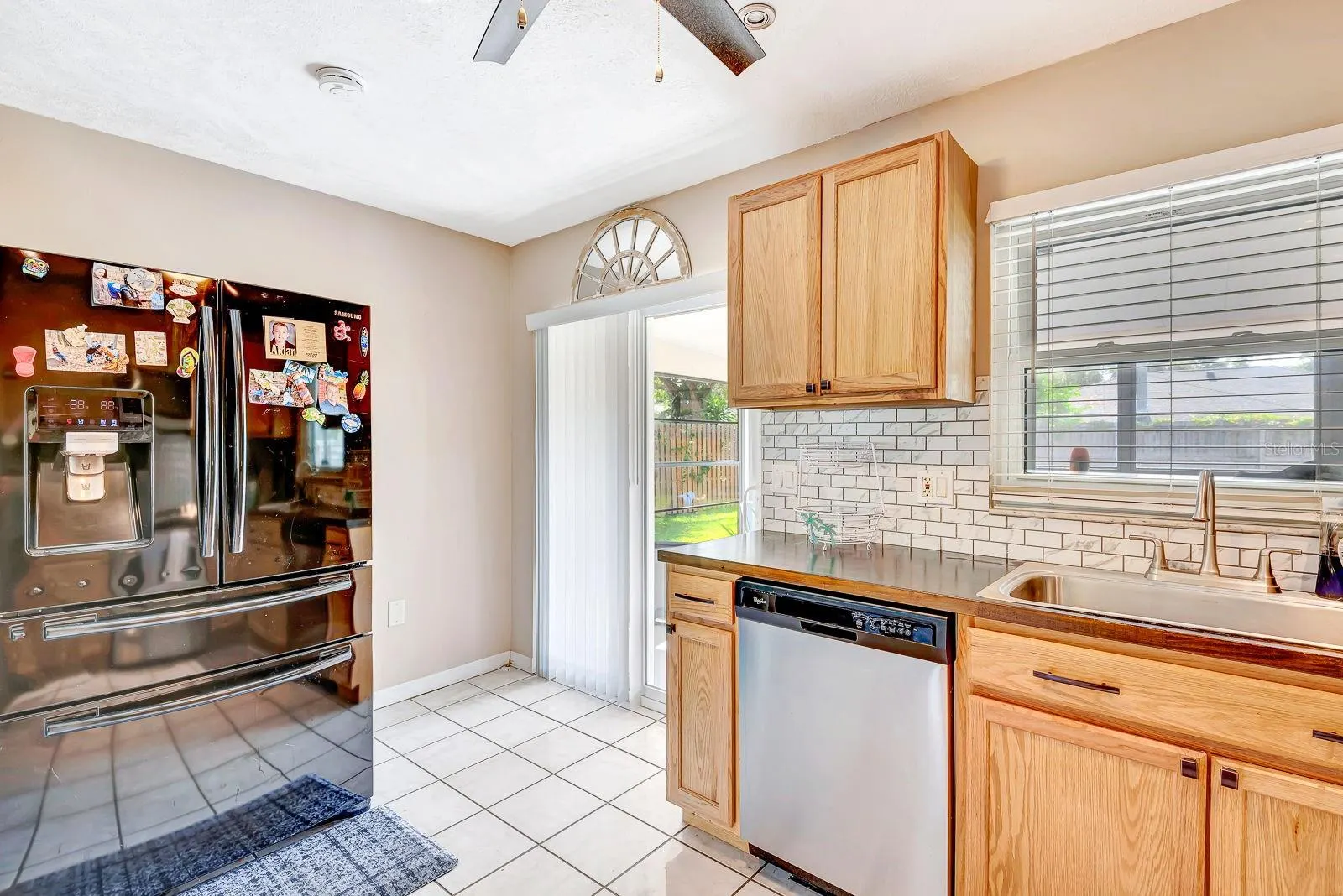 4097 MALDEN DR