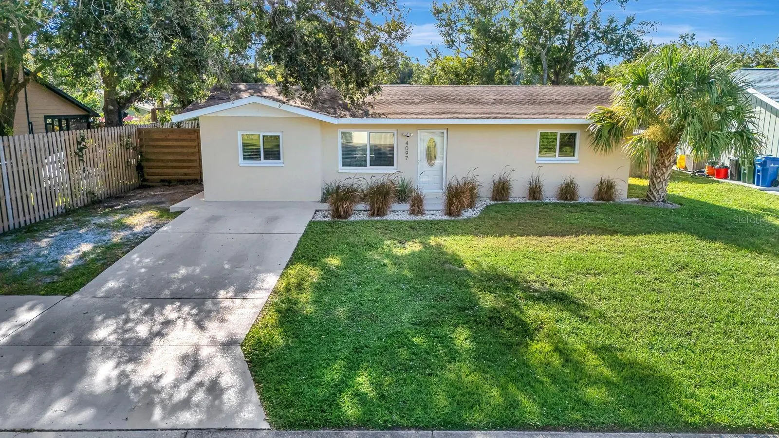 4097 MALDEN DR