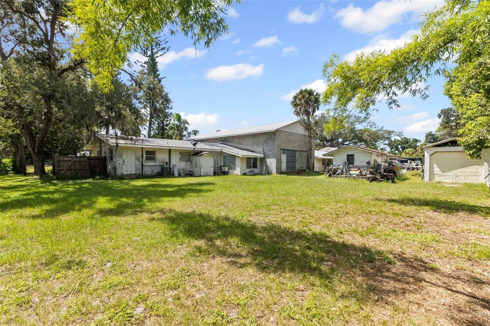 237 BROWNS RD