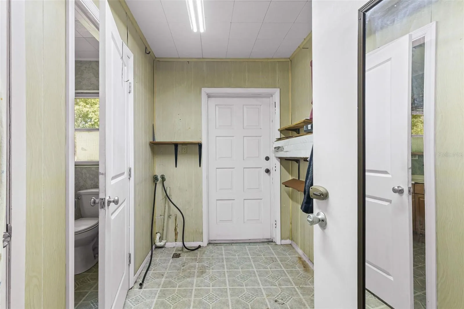237 BROWNS RD