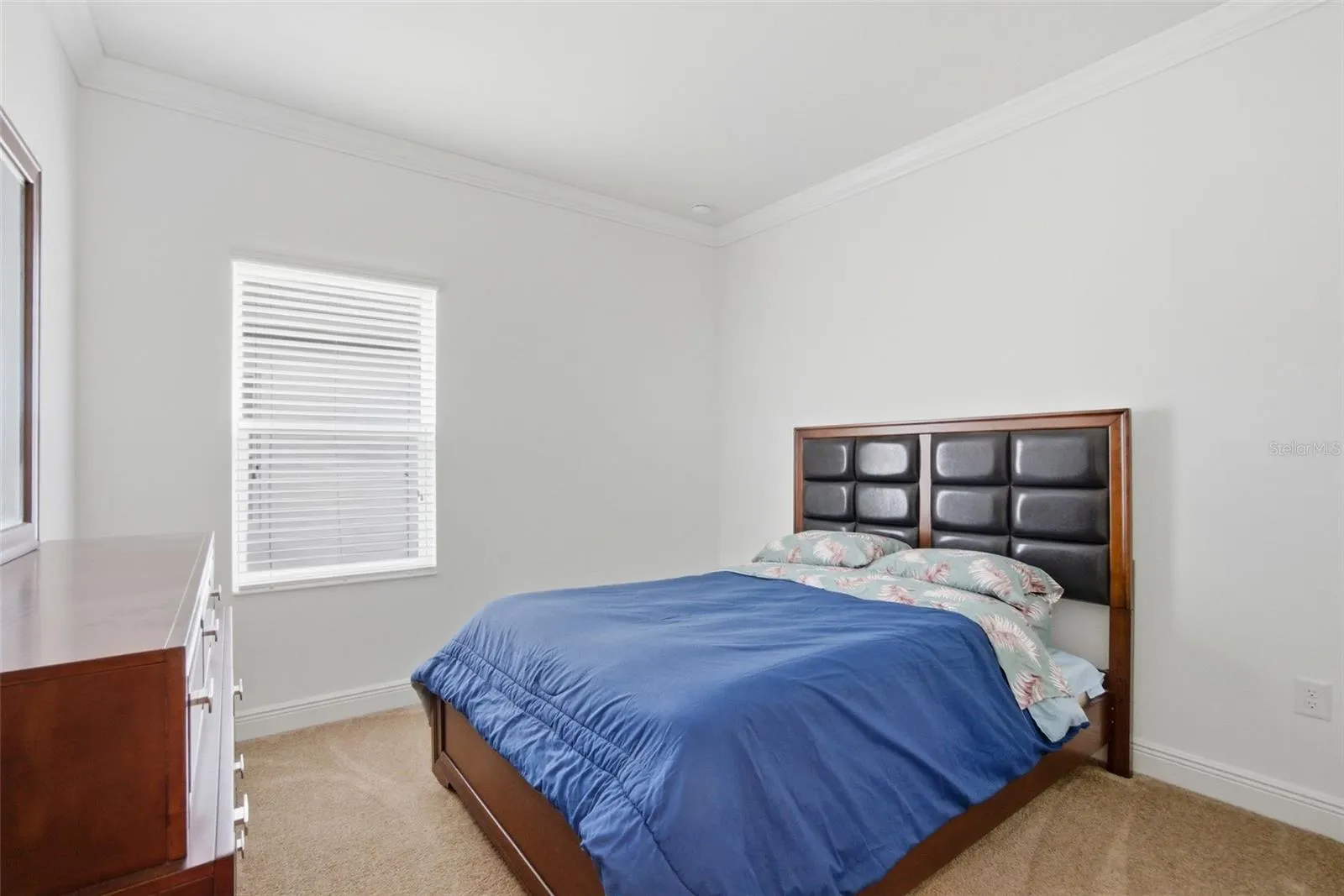 7526 RIDGELAKE CIR