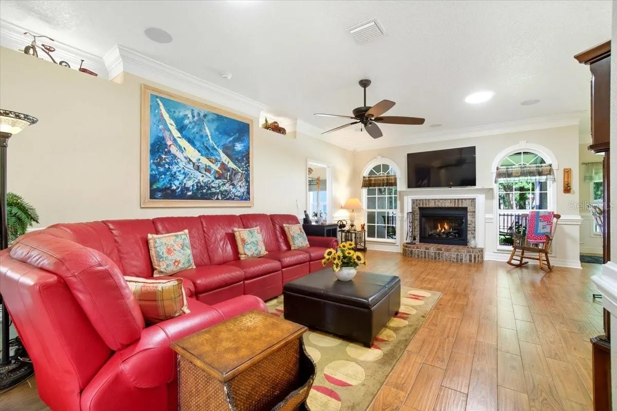 1218 LAVENDER JEWEL CT