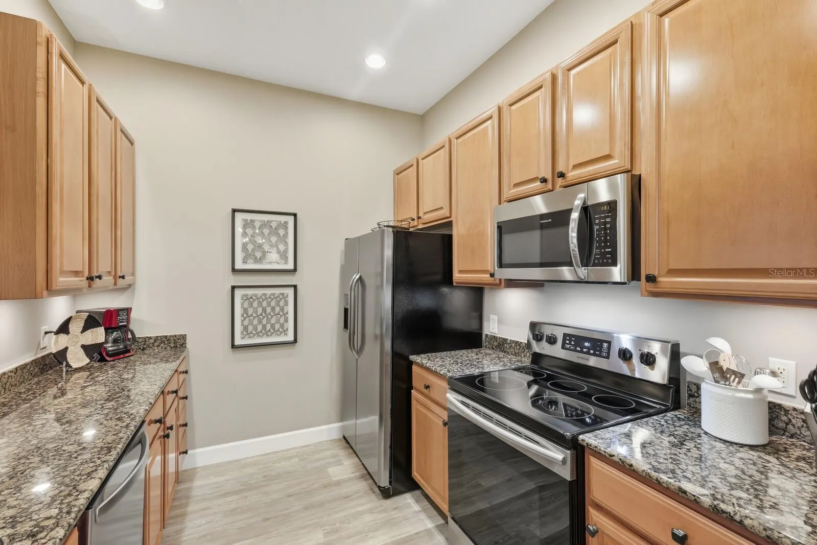 808 3RD AVE W #111, #111