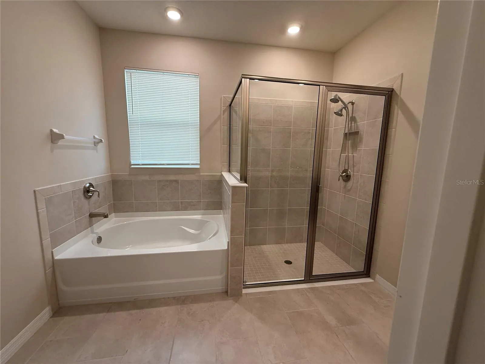 5740 WOODLAND SAGE DR