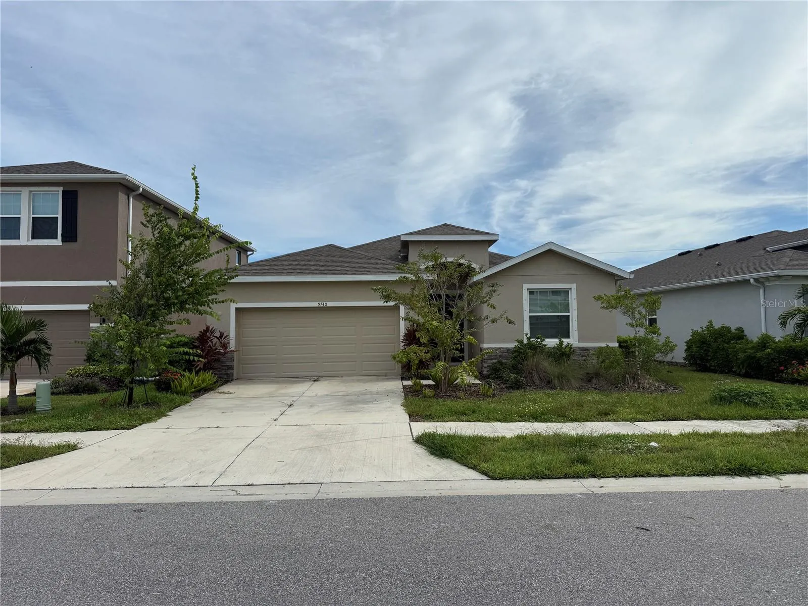 5740 WOODLAND SAGE DR